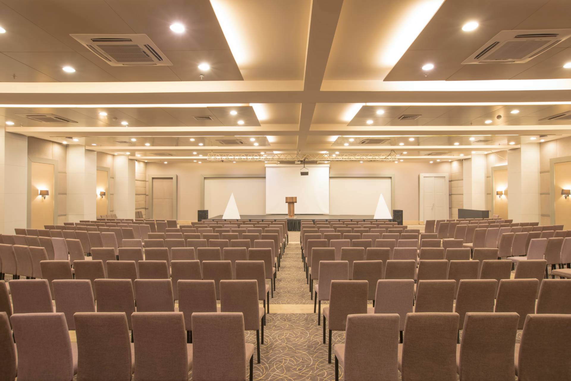 Lara Konferans Salonu